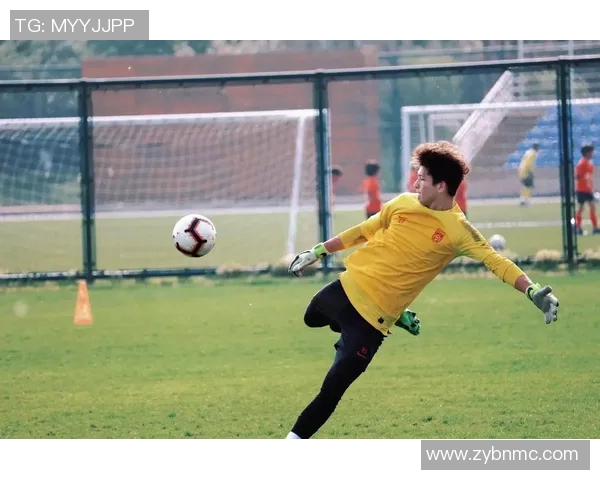 陈伟专访:从少年梦想到职业生涯的足球旅程回顾与反思 陈伟专访:从少年梦想到职业生涯的足球旅程回顾与反思